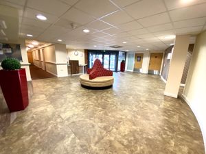 Complex Entrance/Reception - click for photo gallery